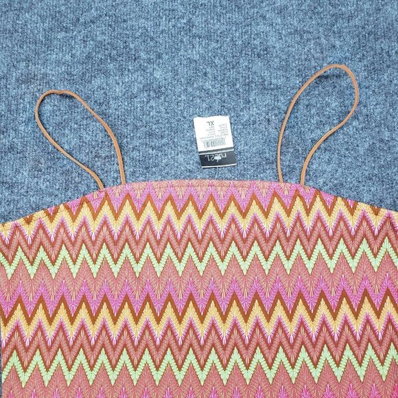 Rue21 Tube Tank Top Womens XL Multicolor Chevron Sleeveless Straps Stretch New - Picture 3 of 9